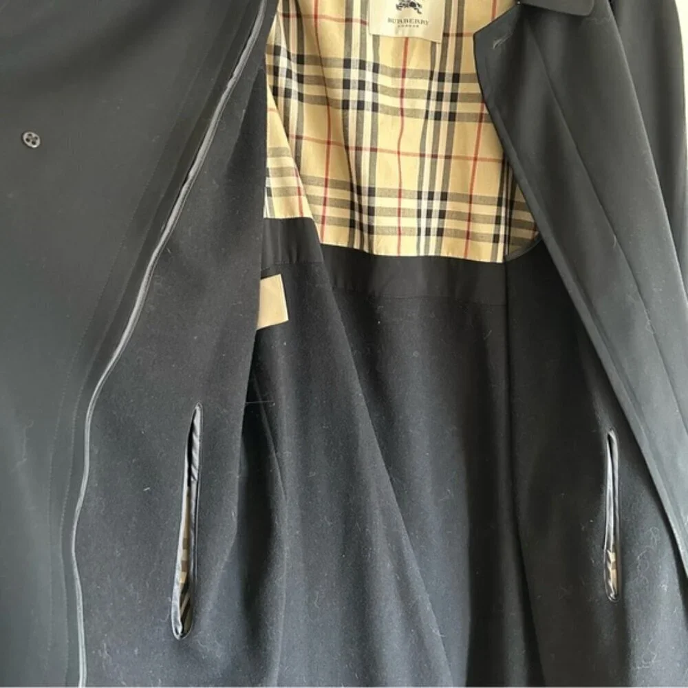 Burberry Vintage Men Black Lawrence Trench Coat with Removable Wool Vest Size 46 - Picture 9 of 16